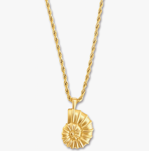 Eliana Oversized Shell Necklace